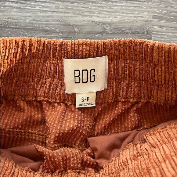 BDG Jessie Corduroy Pull On Pant - Rust Wide Leg Pants with Elastic Waistband - Picture 6 of 10